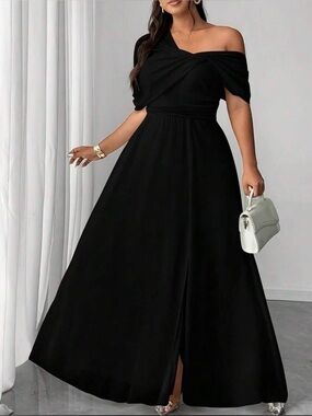 Elegant Navy One-Shoulder Evening Dress
